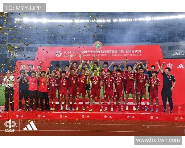 提升足球抬头意识助力青少年全面发展与比赛表现的研究与探讨